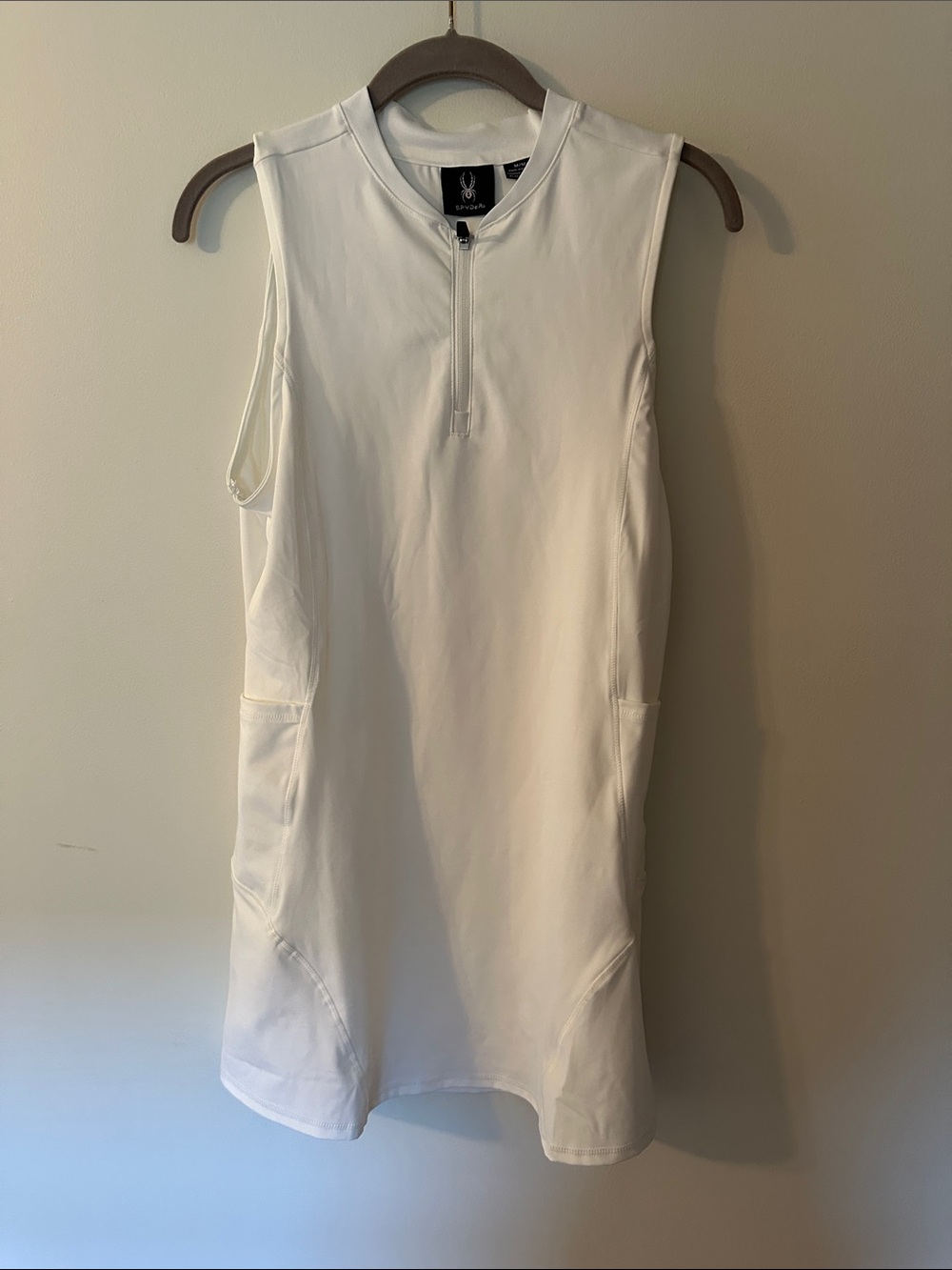 SPYDER White Athleisure Relaxed Pullover 1/4 Zip DryWeb Dress Medium NWT $89